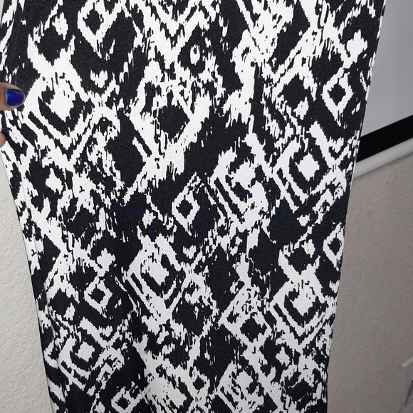 Jumpsuit - Picture 4 of 4